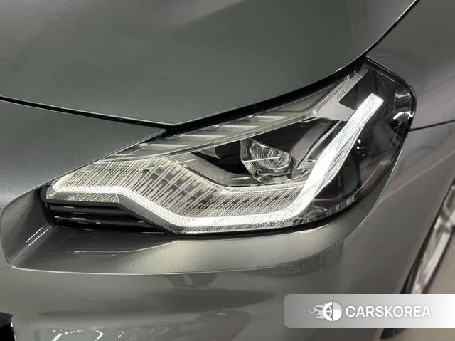 BMW M2 (G87) 2025 Серебристо-серый из Кореи, фото 6