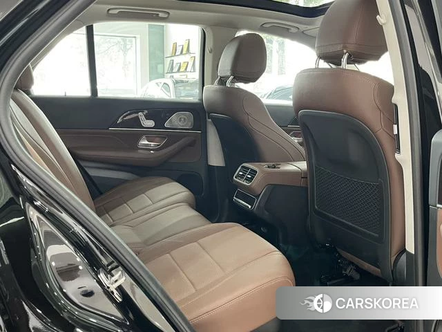 Mercedes-Benz GLE (import) 2024 Черный из Китая, фото 6