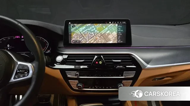 BMW 5 Series (G30) 2022 Белый из Кореи, фото 6