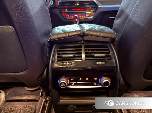 BMW 6 Series GT (G32) 2018 Белый из Кореи, фото 6