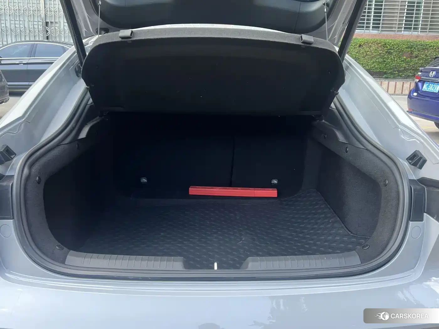 Chang'an Changan UNI-V 2022 Silver/gray из Китая, фото 6