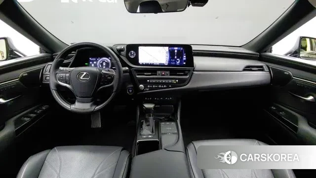 Lexus ES300h 7th generation 2022 Черный из Кореи, фото 6
