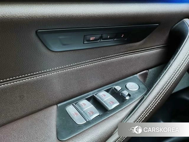 BMW 5 series 2021 Черный из Китая, фото 6