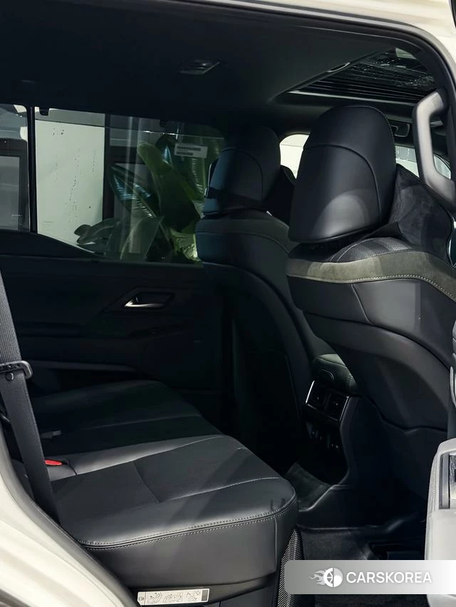 Lexus GX 2024 Белый из Китая, фото 6