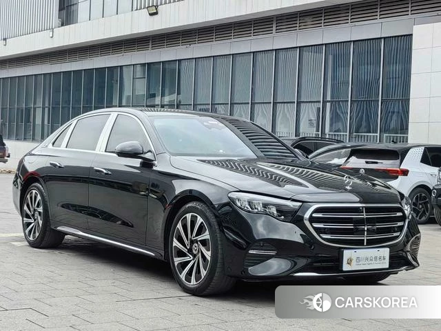 Mercedes-Benz E-class 2024 Черный из Китая, фото 6