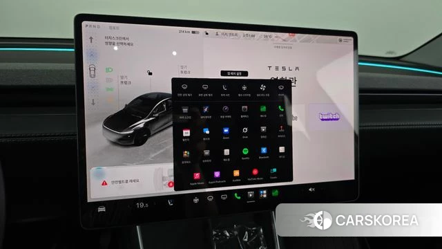 Tesla Model Y 2025 Черный из Кореи, фото 6