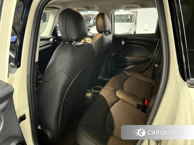 Mini Cooper 2018 Жемчужный цвет из Кореи, фото 6