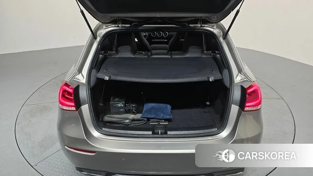 Mercedes-Benz A-Class W177 2019 Песочный из Кореи, фото 6