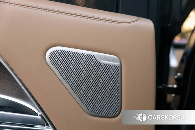 Land Rover Range Rover 5th Generation 2023 Черный из Кореи, фото 6