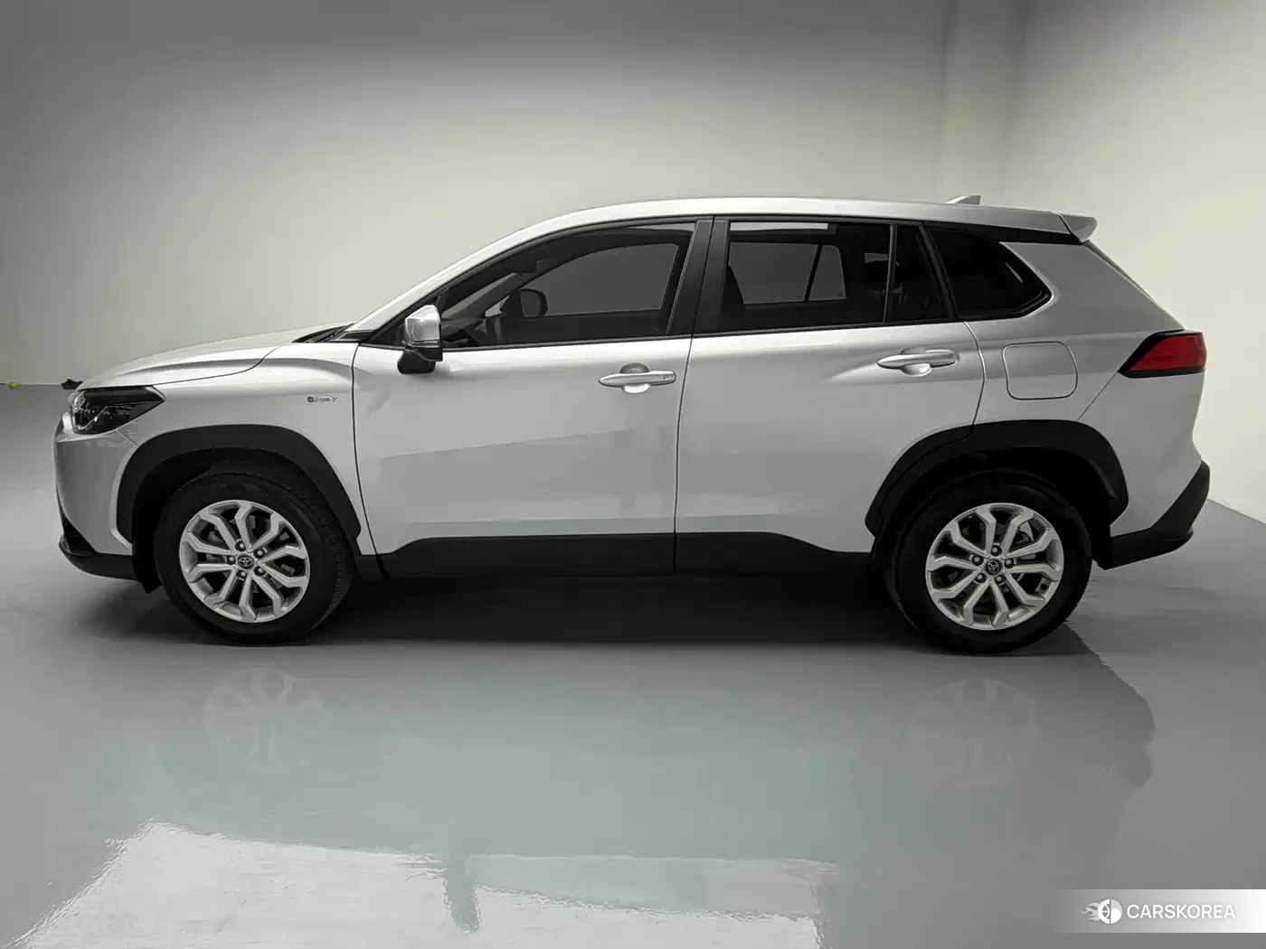 Toyota Frontlander 2025 Silver/gray из Китая, фото 6