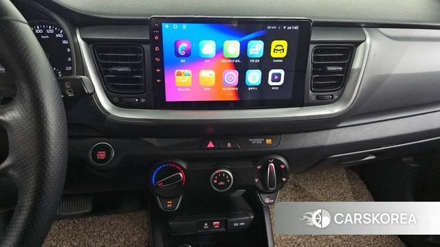 Kia Stonic 2018 Белый из Кореи, фото 6