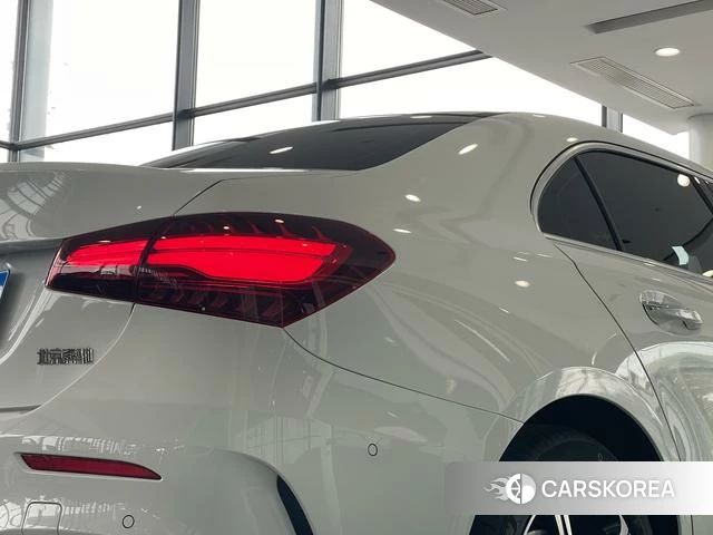 Mercedes-Benz Class A 2025 Белый из Китая, фото 6