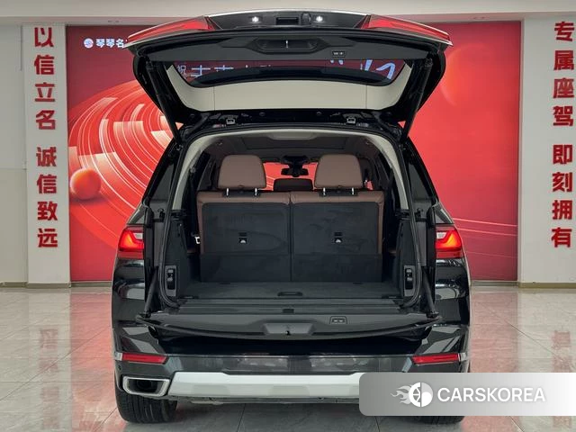 BMW X7 2021 Черный из Китая, фото 6
