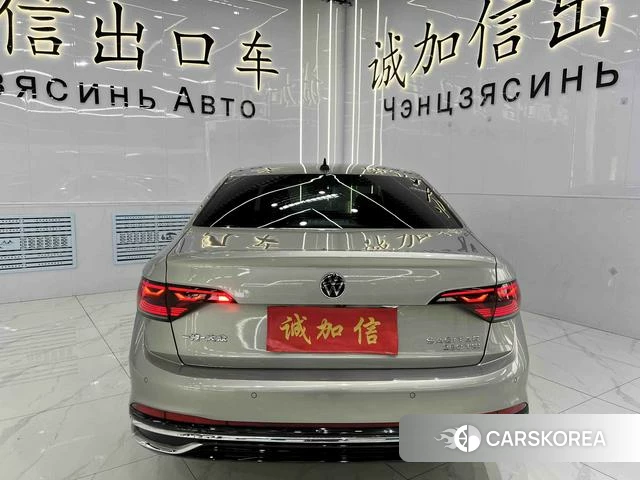 Volkswagen Sagitar 2022 Серебристо-серый из Китая, фото 6