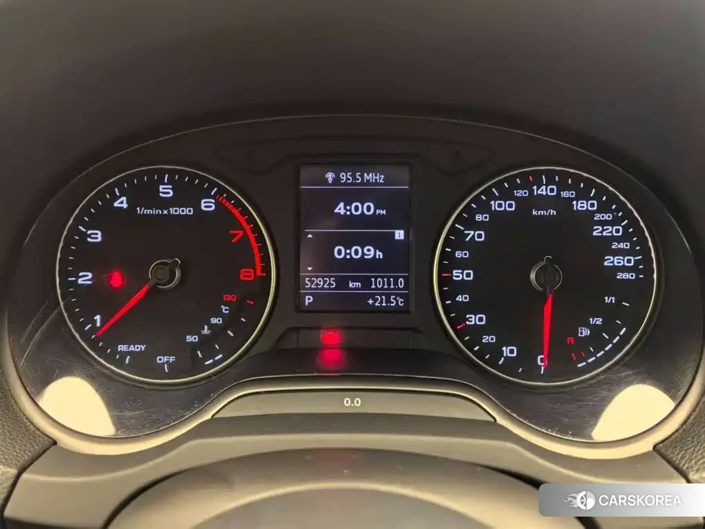 Audi A3 2020 Белый из Китая, фото 6