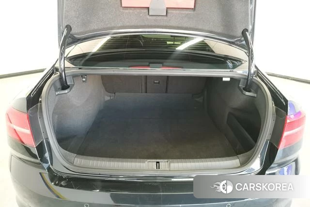 Volkswagen Magotan 2018 Черный из Китая, фото 6