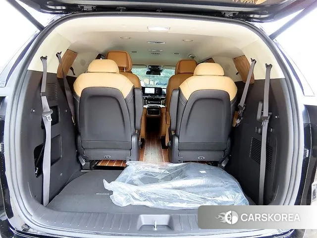 Kia Carnival 4th generation 2023 Черный из Кореи, фото 6