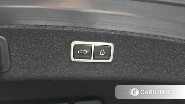 Genesis Electrified G80 (RG3) 2022 Серебристо-серый из Кореи, фото 6