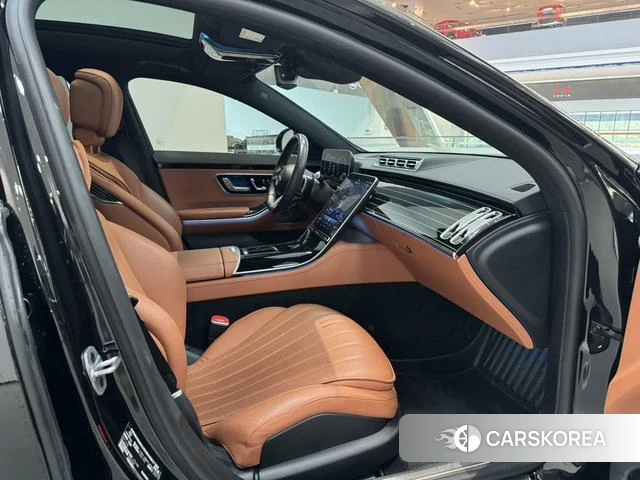 Mercedes-Benz S-class 2023 Черный из Китая, фото 6