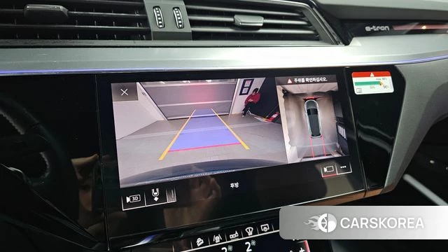 Audi e-Tron 2020 Синий из Кореи, фото 6