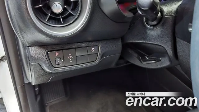 Kia The New K3 2nd generation 2021 Белый из Кореи, фото 6