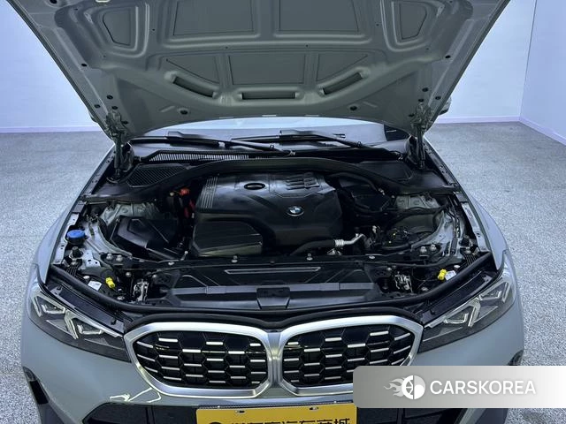 BMW 3 series 2025 Серебристо-серый из Китая, фото 6