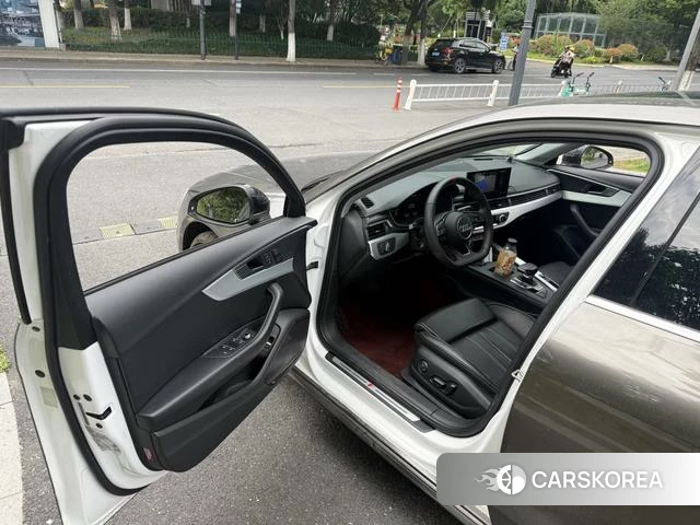 Audi A4L 2021 Темно-серый из Китая, фото 6