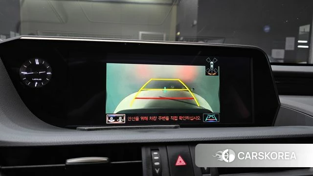 Lexus ES300h 7th generation 2019 Черный из Кореи, фото 6
