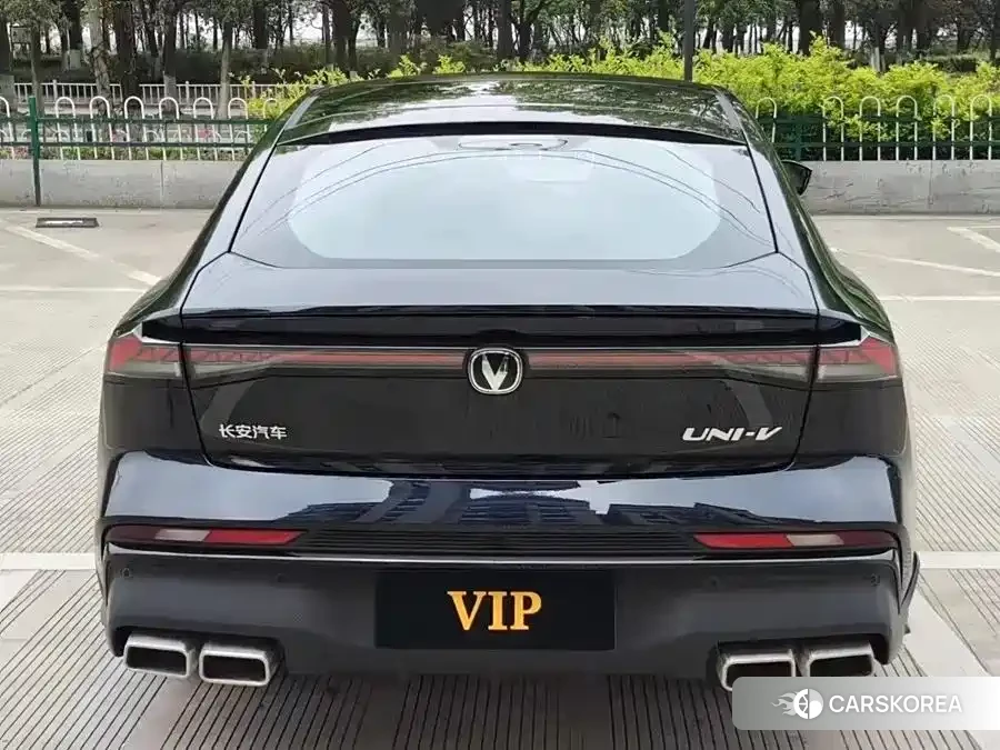 Chang'an Changan UNI-V 2025 Черный из Китая, фото 6