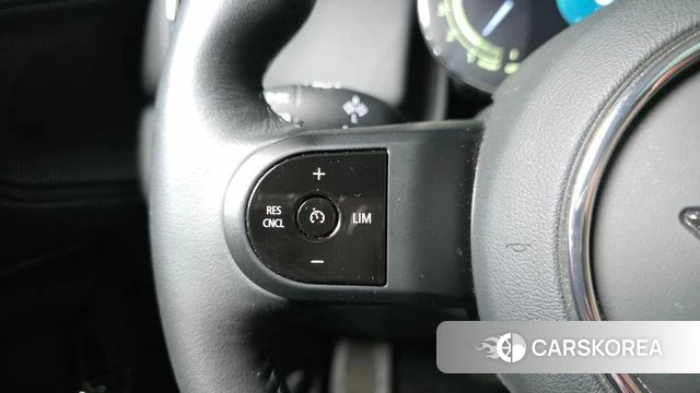 Mini Cooper Countryman 2023 Черный из Кореи, фото 6