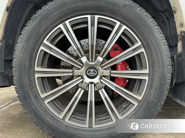 Toyota 4Runner 2022 Белый из Китая, фото 6