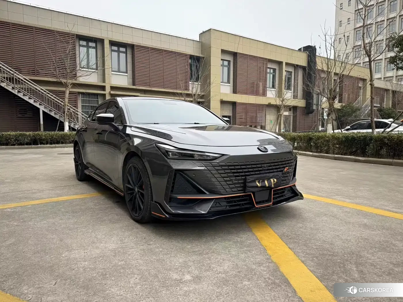 Chang'an Changan UNI-V 2023 Silver/gray из Китая, фото 6