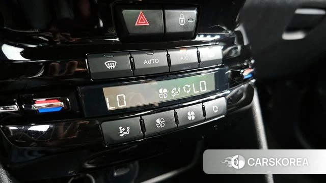 Peugeot 2008 2018 Белый из Кореи, фото 6