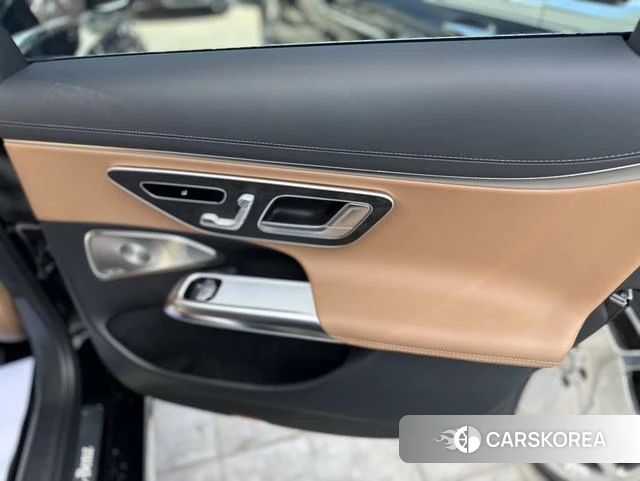Mercedes-Benz E-class 2024 Черный из Китая, фото 6