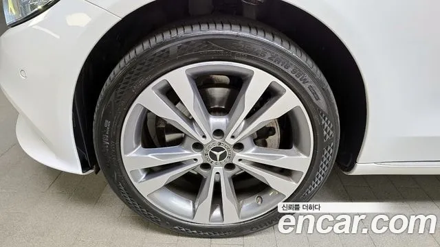 Mercedes-Benz C-Class W205 id 2702995 из Кореи 6