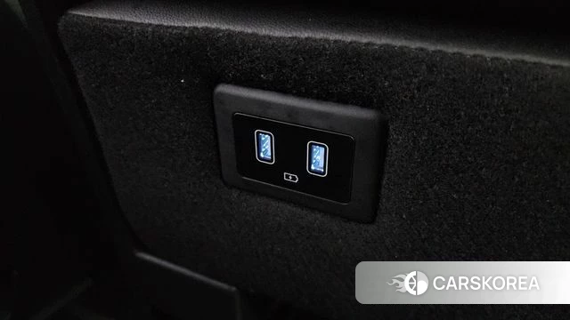 Hyundai Staria 2023 Белый из Кореи, фото 6