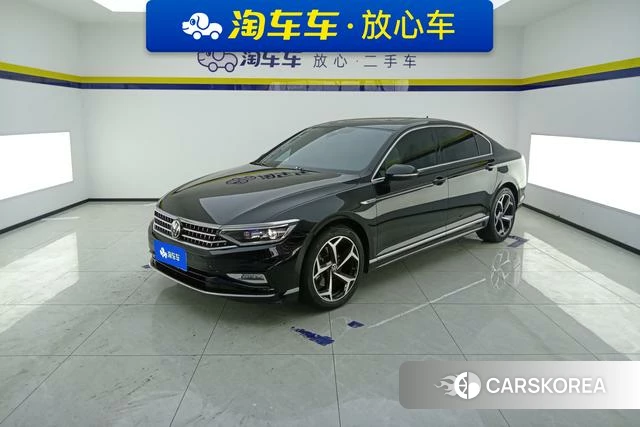 Volkswagen Magotan 2023 Черный из Китая, фото 6