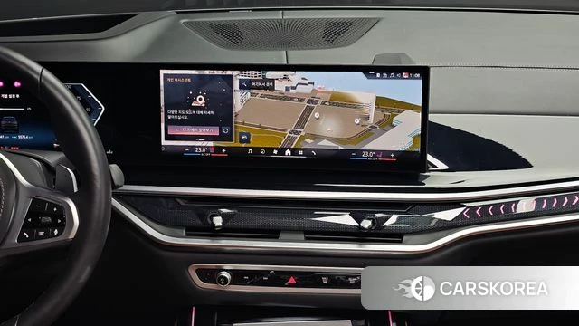 BMW X7 (G07) 2024 Песочный из Кореи, фото 6