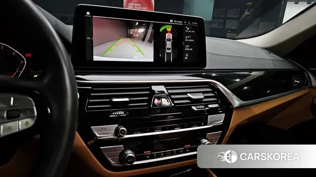 BMW 5 Series (G30) 2022 Белый из Кореи, фото 6