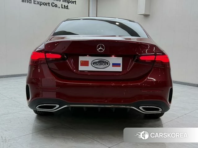 Mercedes-Benz Class A 2023 Красный из Китая, фото 6