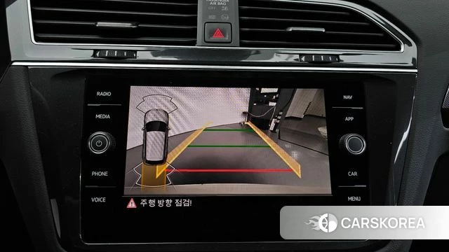 Volkswagen Tiguan second Generation 2023 Белый из Кореи, фото 6
