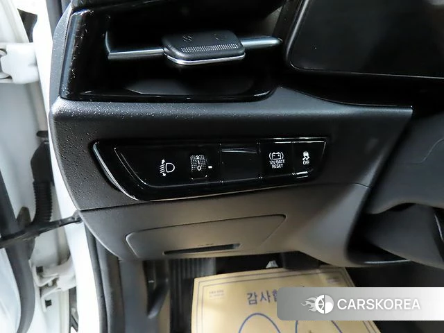 Kia Di Ol Nu Niro 2022 Белый из Кореи, фото 6