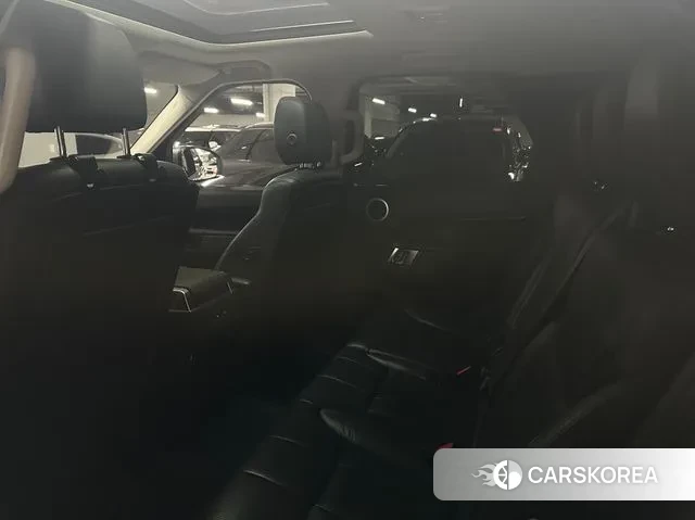 Land Rover Discovery 5 2018 Серебристо-серый из Кореи, фото 6