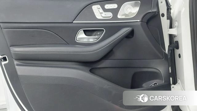 Mercedes-Benz GLE-Class W167 2023 Белый из Кореи, фото 6