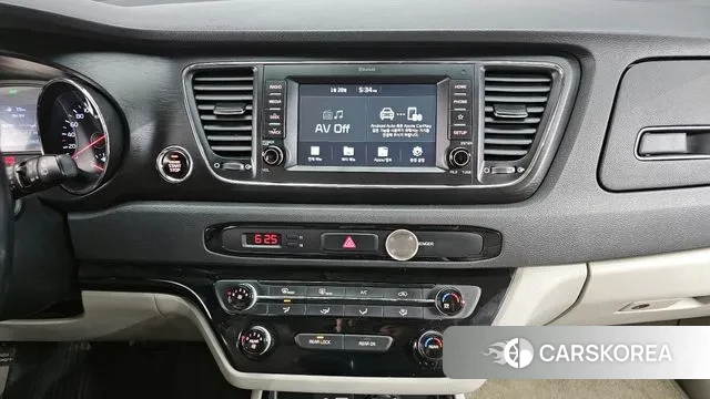 Kia The New Carnival 2019 Серебристо-серый из Кореи, фото 6