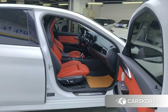 BMW 1 series 2021 Белый из Китая, фото 6