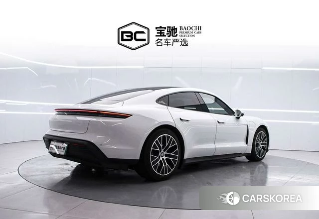 Porsche Taycan 2022 Белый из Китая, фото 6