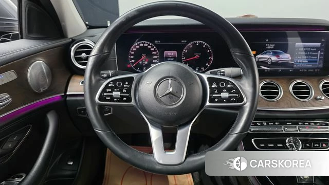 Mercedes-Benz E-Class W213 2018 Серый из Кореи, фото 6
