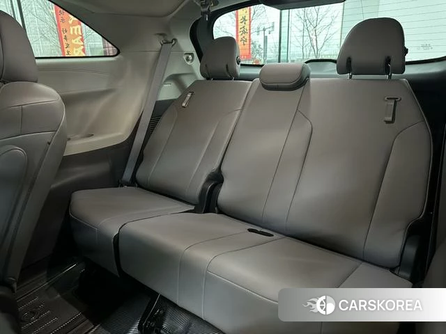 Toyota Grevia 2024 Черный из Китая, фото 6