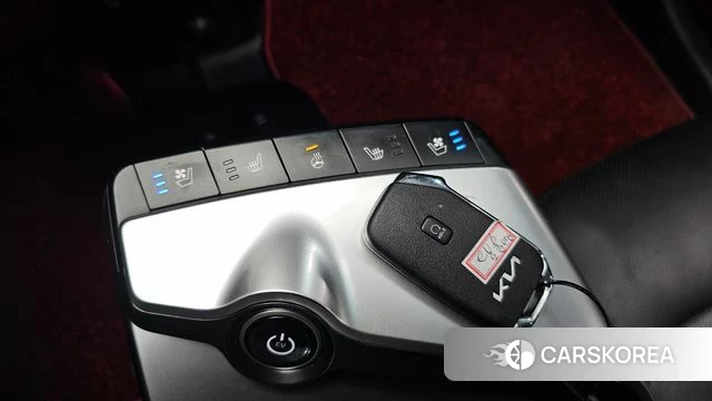 Kia EV6 2021 Жемчужный цвет из Кореи, фото 6
